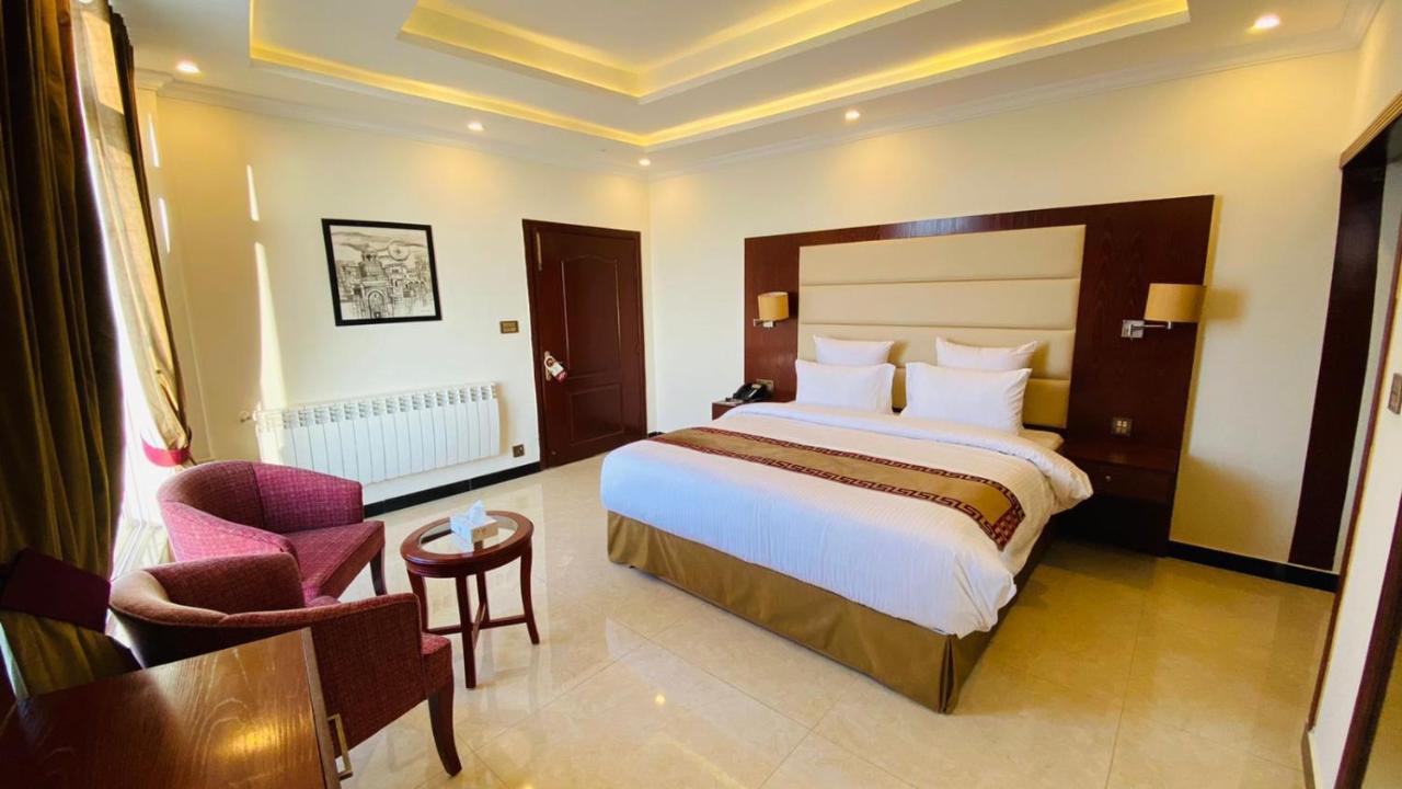 Falettis Grand Hotel Murree Exterior photo