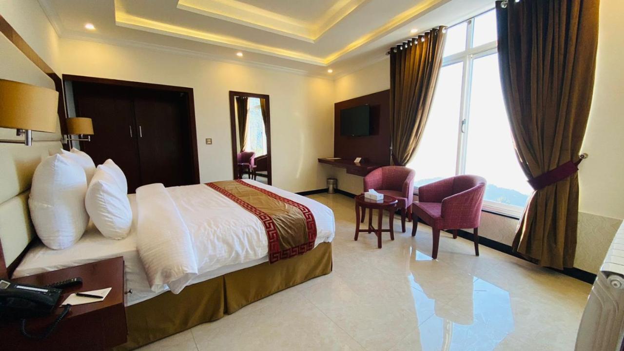 Falettis Grand Hotel Murree Exterior photo