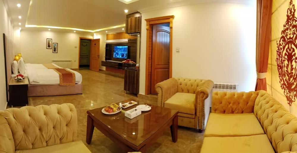 Falettis Grand Hotel Murree Exterior photo