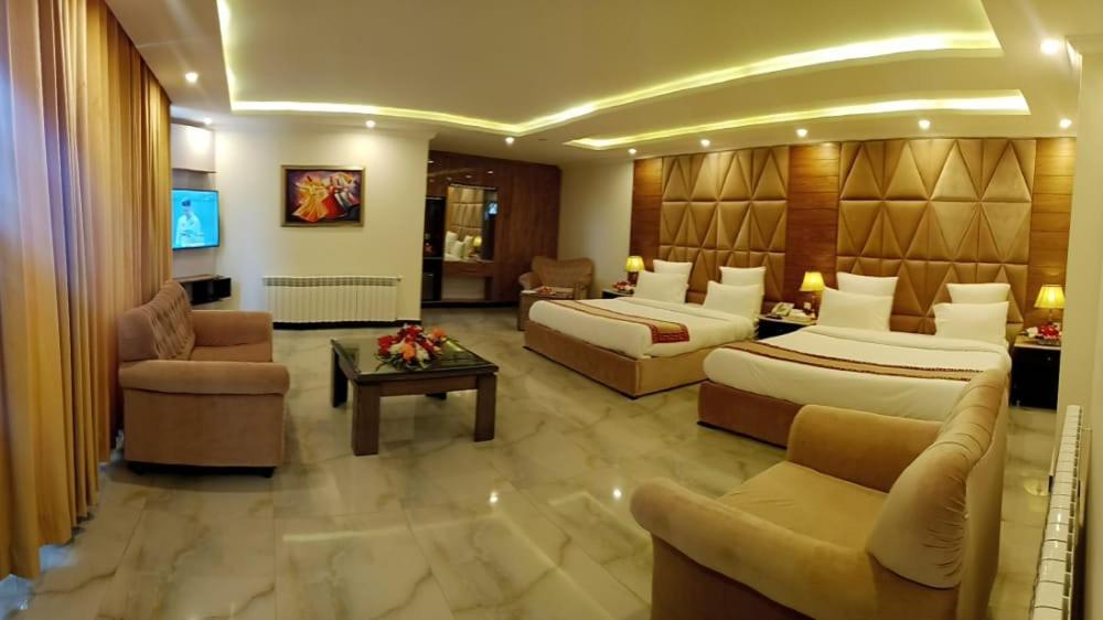 Falettis Grand Hotel Murree Exterior photo