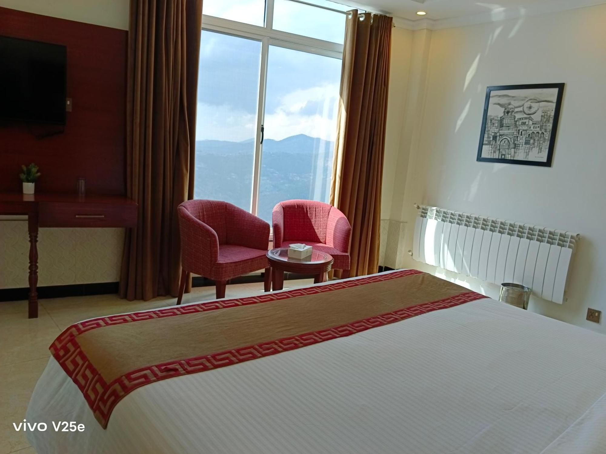 Falettis Grand Hotel Murree Exterior photo