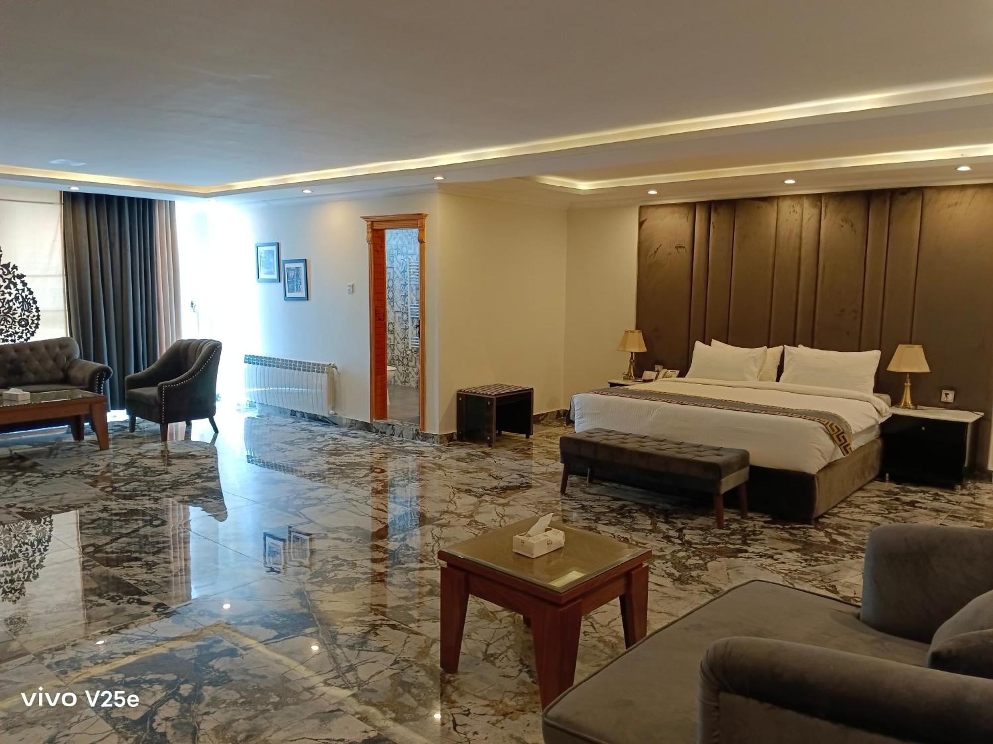 Falettis Grand Hotel Murree Exterior photo