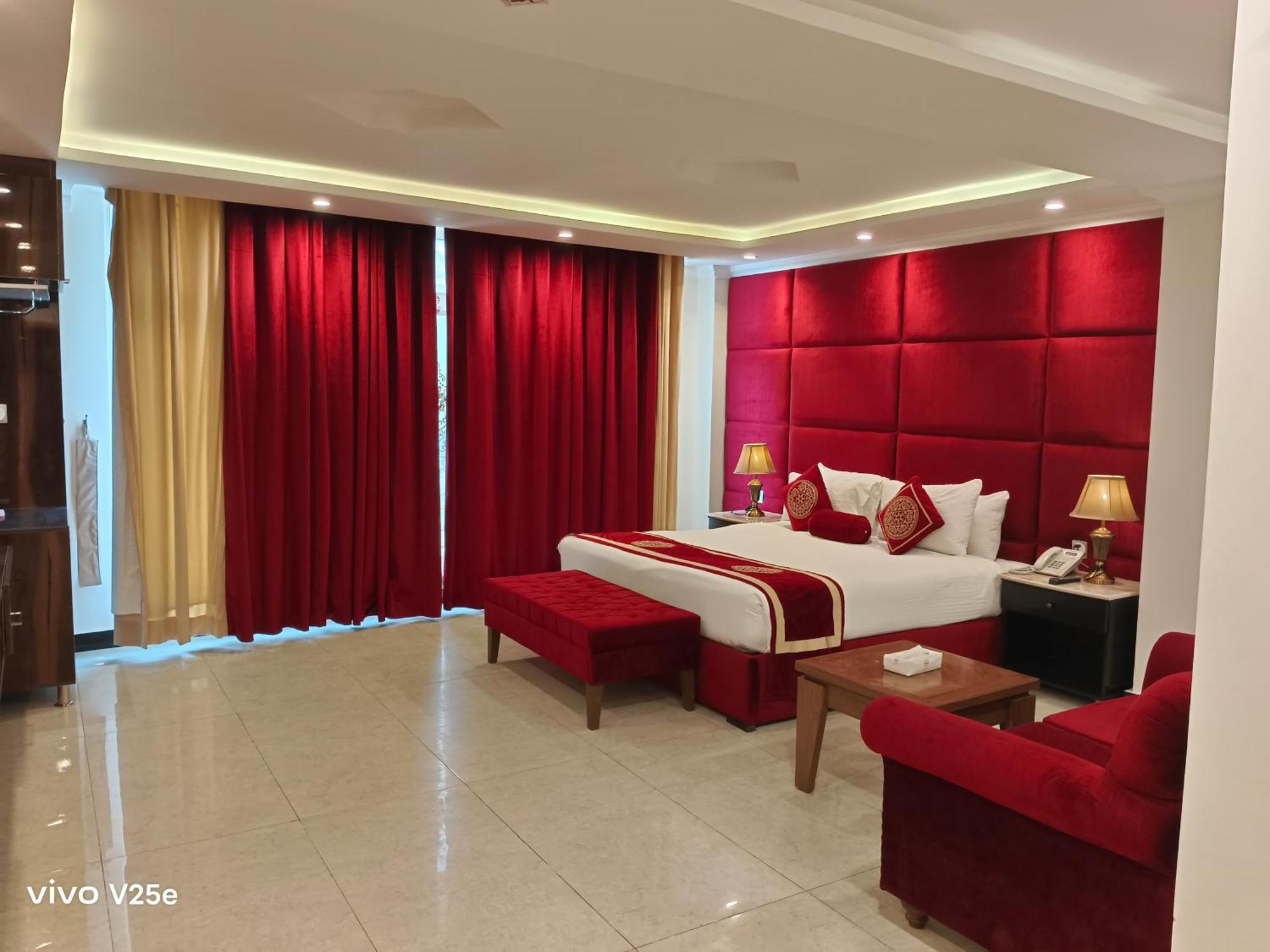 Falettis Grand Hotel Murree Exterior photo