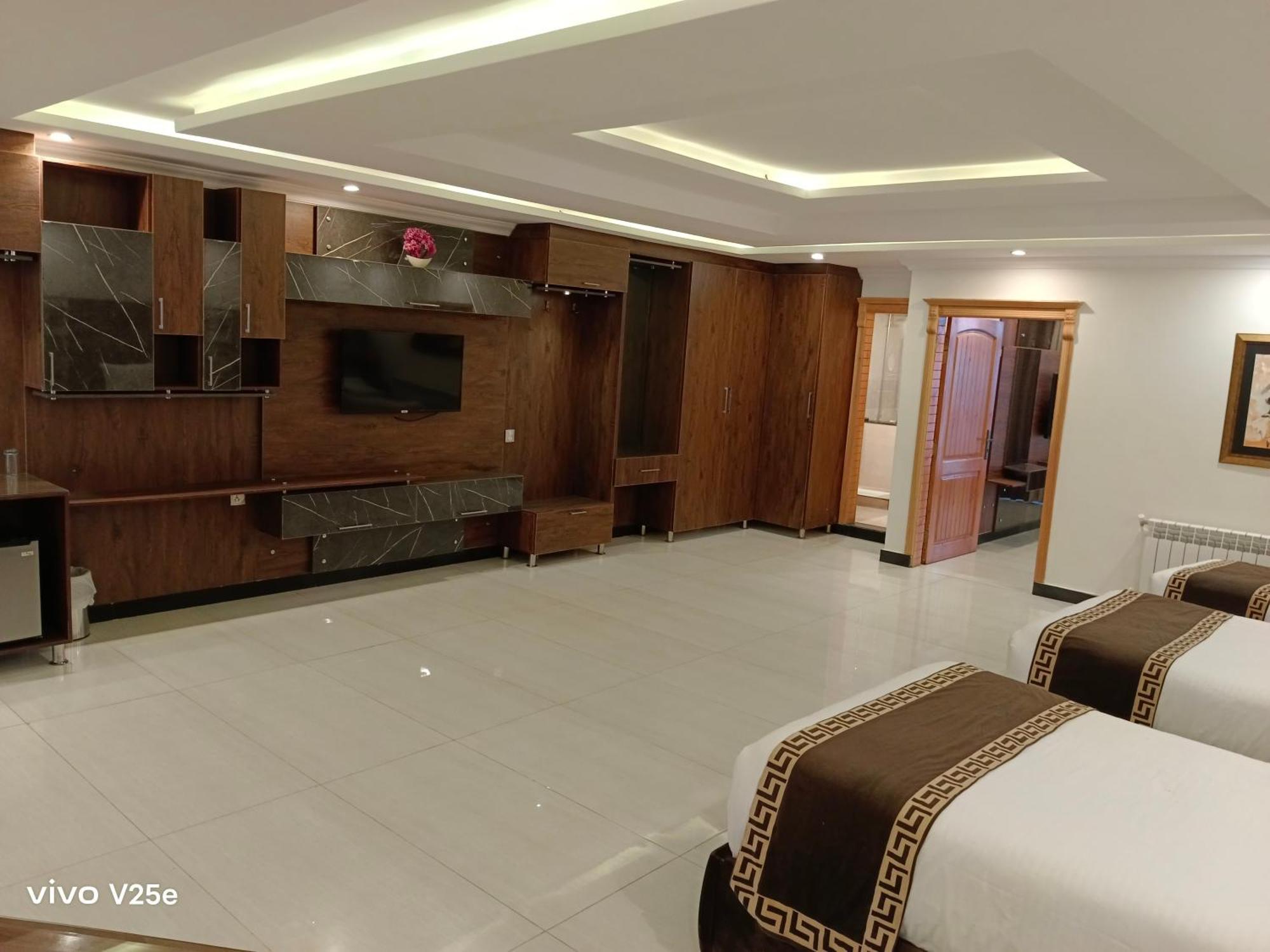 Falettis Grand Hotel Murree Exterior photo