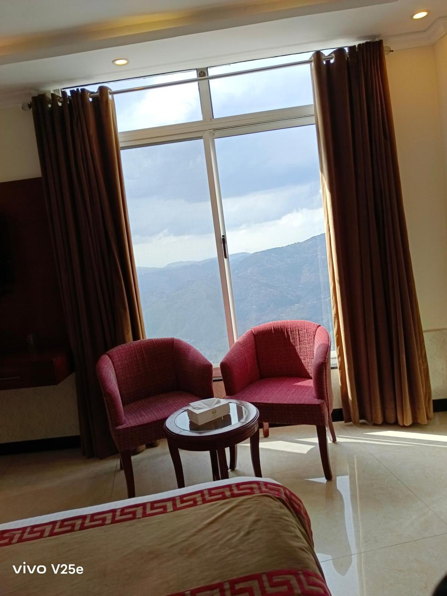 Falettis Grand Hotel Murree Exterior photo